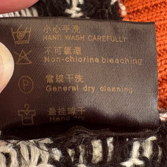 No. 17 Cardigan Skull Pattern Forearm Sleeve Single Buckle Closure Boxy Oversize - Picture 9 of 14